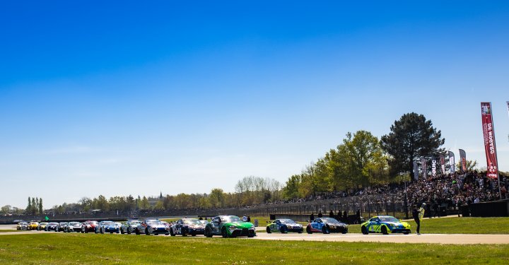 Jousset et Servol premiers vainqueurs dans le&nbsp;Championnat de France FFSA GT