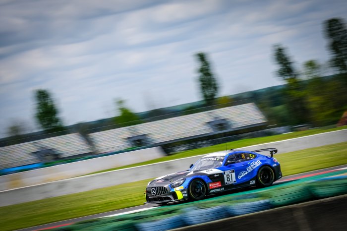 Essais libres 1 : les Mercedes-AMG donnent le ton à Magny-Cours