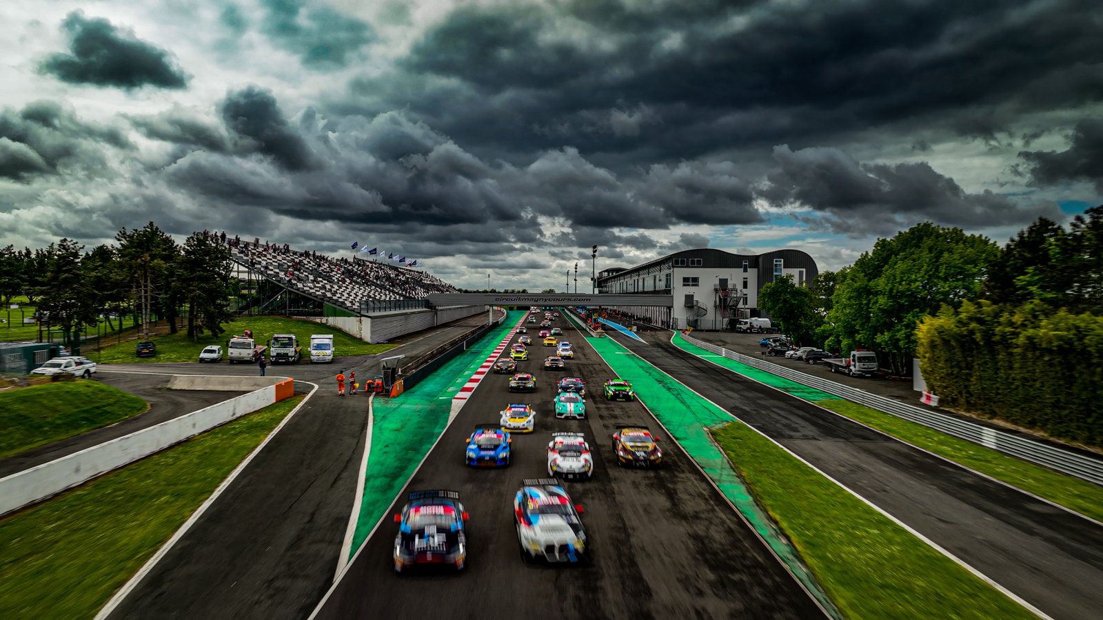 Une double première à Magny-Cours