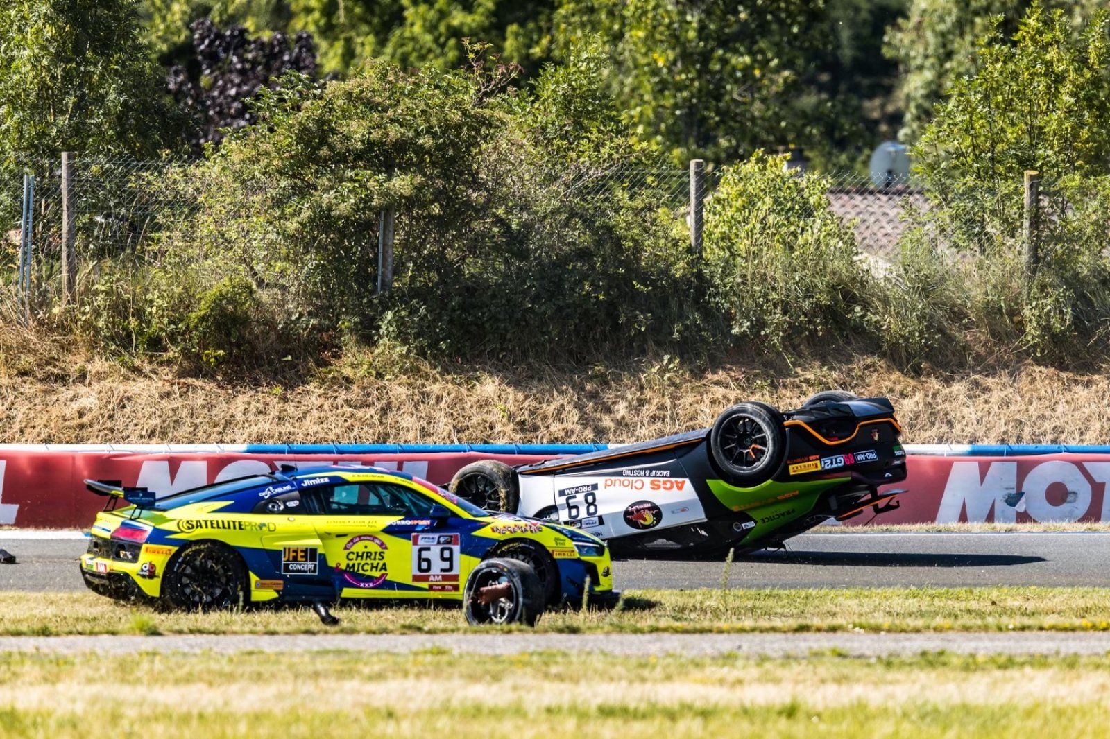 SRO Motorsports Group salue le geste chevaleresque de Michael Blanchemain à Albi