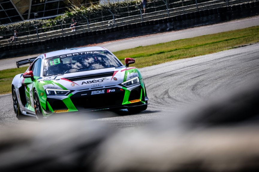 #21 Sainteloc Racing Audi R8 LMS GT4 Pro-Am Olivier Esteves Anthony Beltoise, Free Practice 1

