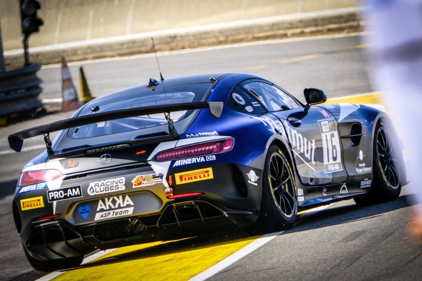Pitlane, Race 3