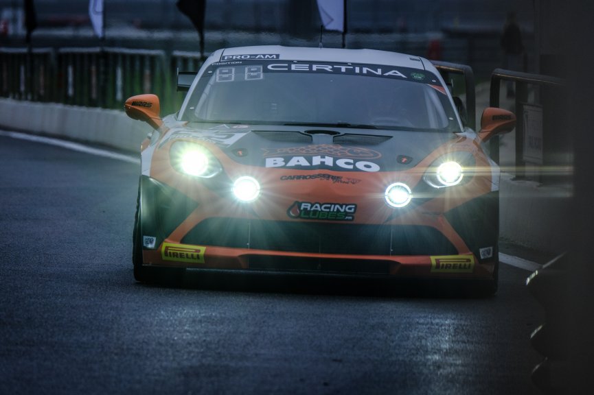 Official Test Session, Pitlane
