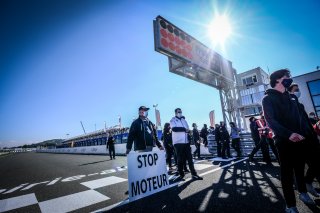 Gridwalk, Race 1
 | SRO / Dirk Bogaerts Photography