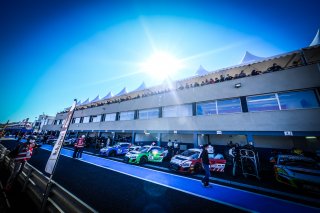 Gridwalk, Race 2
 | SRO / Dirk Bogaerts Photography