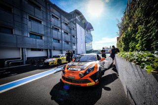 Scrutineering
 | SRO / Dirk Bogaerts Photography