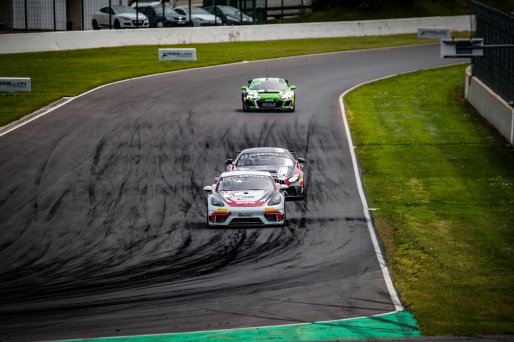 #9 JSB Compétition FRA Porsche 718 Cayman GT4 CS MR Mathieu Casalonga FRA Benjamin Cauvas FRA Am, GT4, Race 2
 | SRO / Jules Benichou - 21creation