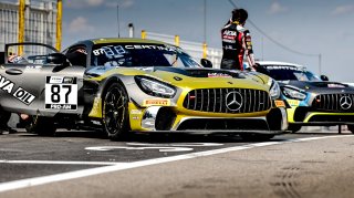 Essais libres 2, Pitlane
 | SRO / Patrick Hecq Photography