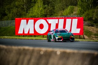 #121 K-Worx Porsche 718 Cayman GT4 RS Clubsport Timothé Buret Christopher Campbell PRO-AM, Free Practice 1, GT4
 | SRO / TWENTY-ONE CREATION - Jules Benichou