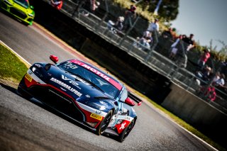 #74 Racing Spirit Of Léman Aston Martin Vantage AMR GT4 Victor Weyrich Romain Carton SILVER, Free Practice 2, GT4
 | SRO / TWENTY-ONE CREATION - Jules Benichou