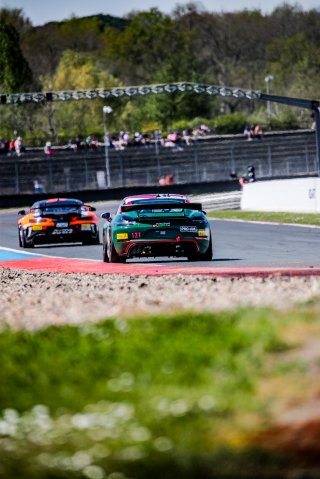 #121 K-Worx Porsche 718 Cayman GT4 RS Clubsport Timothé Buret Christopher Campbell PRO-AM, Free Practice 2, GT4
 | SRO / TWENTY-ONE CREATION - Jules Benichou