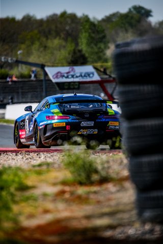 #81 AKKODIS ASP Team Mercedes-AMG GT4 Simon Gachet Eric Debard PRO-AM, Free Practice 2, GT4
 | SRO / TWENTY-ONE CREATION - Jules Benichou