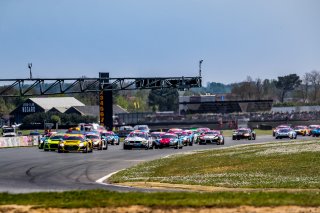 Race 1, Start
 | SRO / TWENTY-ONE CREATION - Jules Benichou