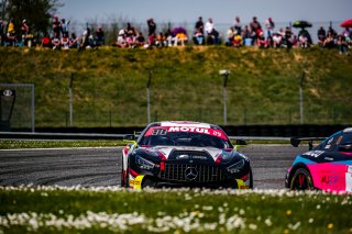 #29 Buggyra ZM Racing Mercedes-AMG GT4 Aliyyah Koloc Yasmeen Koloc SILVER, GT4, Race 1
 | Jules_Benichou