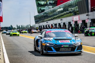 #42 SAINTELOC RACING Audi R8 LMS GT4 Gregory Guilvert Gregory Faessel PRO-AM, GT4, Pitlane, Race 2
 | SRO / TWENTY-ONE CREATION - Jules Benichou