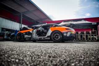 Paddock
 | SRO / TWENTY-ONE CREATION - Jules Benichou
