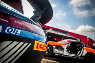 Paddock
 | SRO / TWENTY-ONE CREATION - Jules Benichou