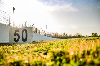 Track Walk
 | SRO / TWENTY-ONE CREATION - Jules Benichou