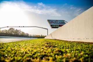 Track Walk
 | SRO / TWENTY-ONE CREATION - Jules Benichou