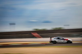 #17 L'ESPACE BIENVENUE BMW M4 GT4 Benjamin Lessennes Ricardo Van Der Ende PRO-AM, GT4, Test session
 | SRO / TWENTY-ONE CREATION - Jules Benichou