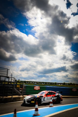 Free Practice 1, Pitlane
 | SRO / Patrick Hecq Photography