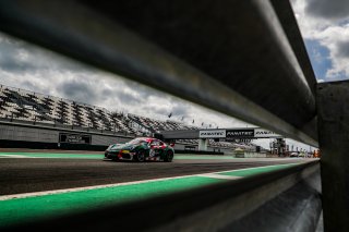 #121 K-Worx Porsche 718 Cayman GT4 RS Clubsport Timothé Buret Christopher Campbell PRO-AM, Free Practice 1, GT4
 | SRO / TWENTY-ONE CREATION - Jules Benichou