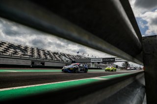 #10 AVR-AVVATAR Porsche 718 Cayman GT4 RS Clubsport Julien Piguet Alban Varutti PRO-AM, Free Practice 1, GT4
 | SRO / TWENTY-ONE CREATION - Jules Benichou