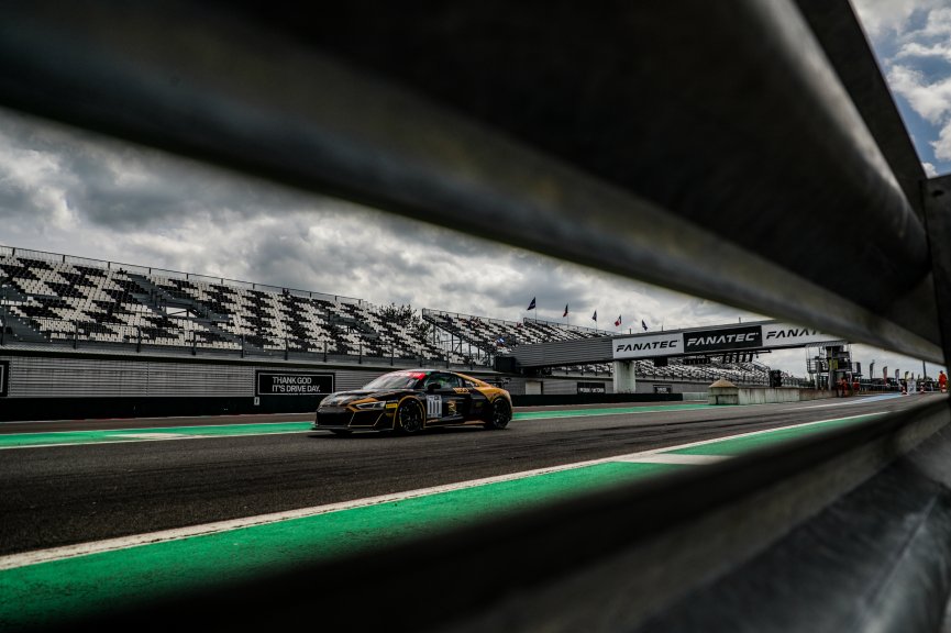 #111 CSA RACING Audi R8 LMS GT4 Alexandre Cougnaud Gael Castelli SILVER, Free Practice 1, GT4
