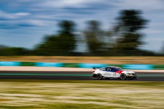 #17 L'ESPACE BIENVENUE BMW M4 GT4 Benjamin Lessennes Ricardo Van Der Ende PRO-AM, Free Practice 1, GT4
 | SRO / TWENTY-ONE CREATION - Jules Benichou