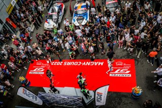 Podium, Race 2
 | SRO / TWENTY-ONE CREATION - Jules Benichou