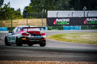 #17 L'ESPACE BIENVENUE BMW M4 GT4 Benjamin Lessennes Ricardo Van Der Ende PRO-AM, GT4, Race 2
 | SRO / TWENTY-ONE CREATION - Jules Benichou