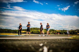 Trackwalk
 | SRO / TWENTY-ONE CREATION - Jules Benichou