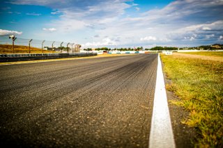 Trackwalk
 | SRO / TWENTY-ONE CREATION - Jules Benichou