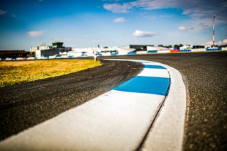 Trackwalk
 | SRO / TWENTY-ONE CREATION - Jules Benichou