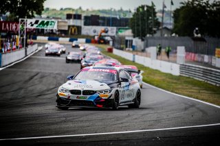 #17 L'ESPACE BIENVENUE BMW M4 GT4 Benjamin Lessennes Ricardo Van Der Ende SILVER, Course 1, GT4
 | SRO / TWENTY-ONE CREATION - Jules Benichou