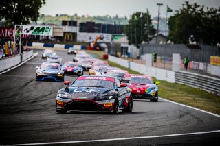 #92 Racing Spirit Of Leman Aston Martin Vantage AMR GT4 Sandro Perissoutti Ronald Basso PRO-AM, Course 1, GT4
 | SRO / TWENTY-ONE CREATION - Jules Benichou