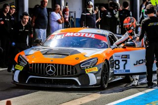 #87 AKKODIS ASP Team Mercedes-AMG GT4 Hugo Chevalier Enzo Joulie SILVER, Course 1, Pit Lane
 | SRO / Patrick Hecq Photography