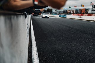 #17 L'ESPACE BIENVENUE BMW M4 GT4 Benjamin Lessennes Ricardo Van Der Ende SILVER, Course 2, GT4, Podium
 | SRO / TWENTY-ONE CREATION - Jules Benichou