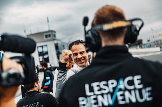 #17 L'ESPACE BIENVENUE BMW M4 GT4 Benjamin Lessennes Ricardo Van Der Ende SILVER, Course 2, GT4, Podium
 | SRO / TWENTY-ONE CREATION - Jules Benichou