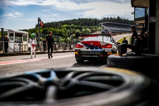 #17 L'ESPACE BIENVENUE Benjamin Lessennes Ricardo Van Der Ende BMW M4 GT4 SILVER, Free Practice 1, GT4, Pitlane
 | SRO / TWENTY-ONE CREATION - Jules Benichou