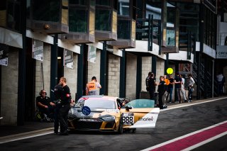 Free Practice 2, Pitlane
 | SRO / Patrick Hecq Photography