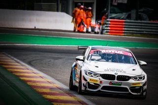 #17 L'ESPACE BIENVENUE Benjamin Lessennes Ricardo Van Der Ende BMW M4 GT4 SILVER, Qualifying
 | SRO / Patrick Hecq Photography