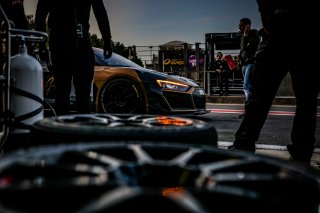 #777 CSA RACING Lauris Nauroy Angelique Detavernier Audi R8 LMS GT4 AM, GT4, Race 1
 | SRO / TWENTY-ONE CREATION - Jules Benichou