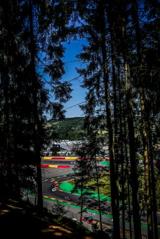 Race 2
 | SRO / TWENTY-ONE CREATION - Jules Benichou