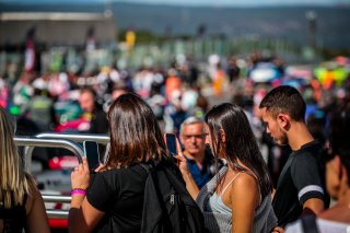 Grid Walk
 | SRO / TWENTY-ONE CREATION - Jules Benichou