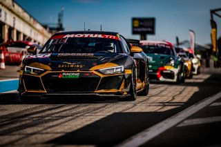 #777 - CSA RACING - Lauris Nauroy - Angelique Detavernier - Audi R8 LMS GT4 - AM, Essais Libres 1, FFSA GT, Pitlane
 | SRO / TWENTY-ONE CREATION - Jules Benichou