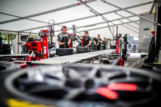 Paddock, Pirelli
 | SRO / TWENTY-ONE CREATION - Jules Benichou