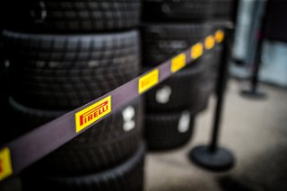 Paddock, Pirelli
 | SRO / TWENTY-ONE CREATION - Jules Benichou