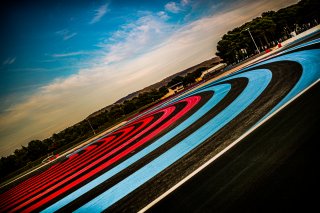 Trackwalk
 | SRO / TWENTY-ONE CREATION - Jules Benichou