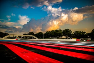 Trackwalk
 | SRO / TWENTY-ONE CREATION - Jules Benichou